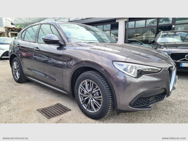 Auto - Alfa romeo stelvio 2.2 t.diesel 190 cv at8 q4 exec.