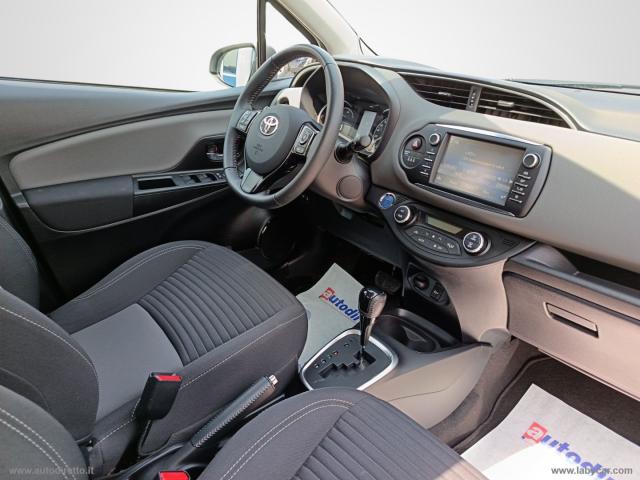 Auto - Toyota yaris 1.5 hybrid 5p. active