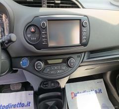 Auto - Toyota yaris 1.5 hybrid 5p. active