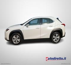 Auto - Lexus ux 250h hybrid business