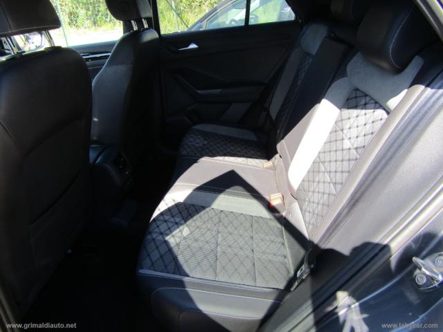 Auto - Volkswagen t-roc 1.0 tsi r-line