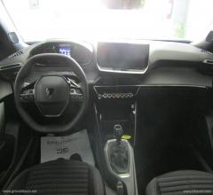 Auto - Peugeot 2008 puretech 100 s&s active