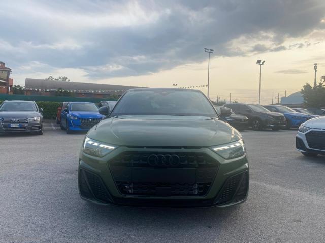 Auto - Audi a1 spb 30 tfsi s tronic identity black