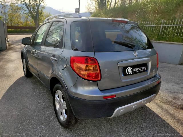 Auto - Fiat sedici 1.9 mjt 4x4 emotion