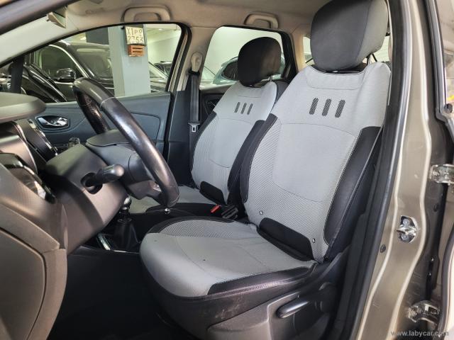 Auto - Renault captur dci 8v 110 cv s&s energy iconic