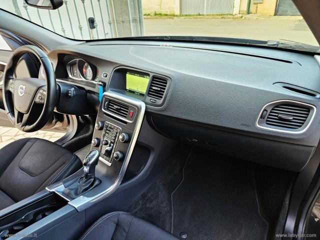 Auto - Volvo v60 d3 geartronic business