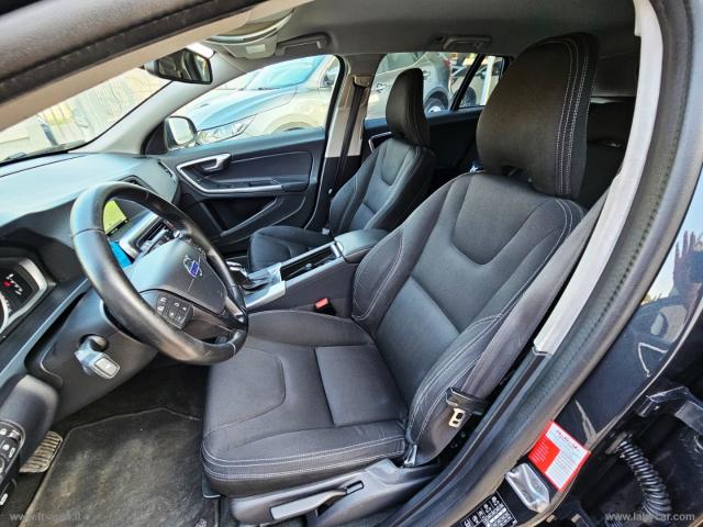 Auto - Volvo v60 d3 geartronic business