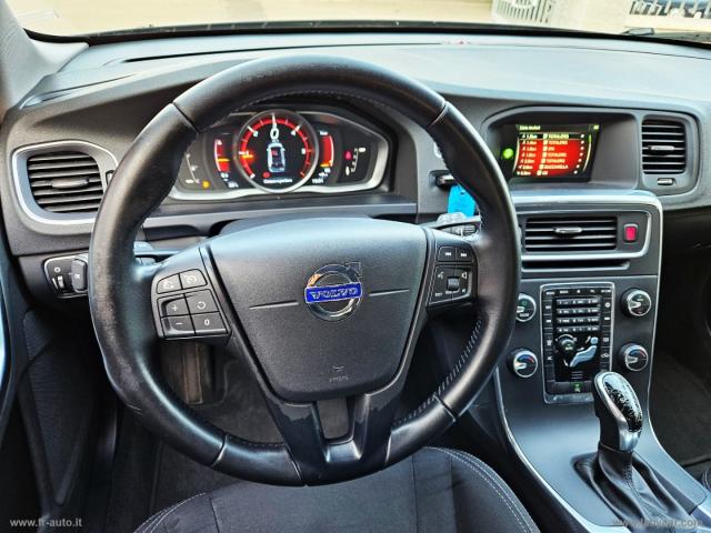 Auto - Volvo v60 d3 geartronic business