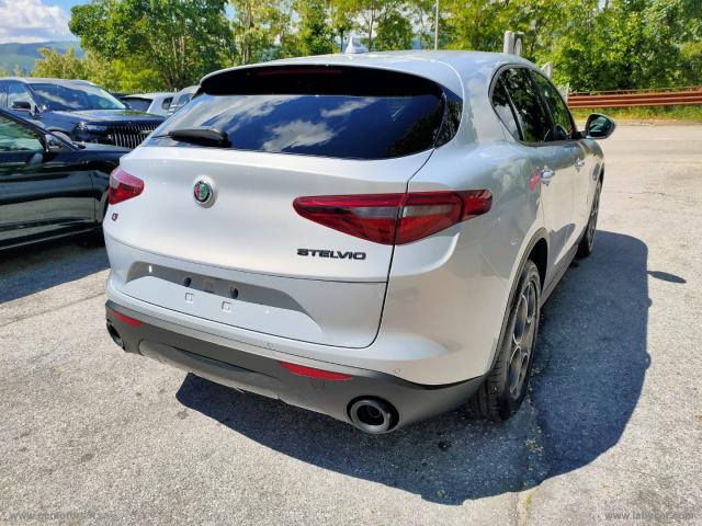 Auto - Alfa romeo stelvio 2.2 t.diesel 190cv at8 q4 sprint