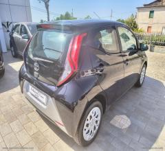 Auto - Toyota aygo connect 1.0 vvt-i 72cv 5p.x-bus.mmt
