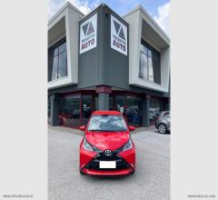 Toyota aygo 1.0 vvt-i 69 cv 5p. x-play tss