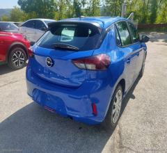 Auto - Opel corsa 1.2 edition