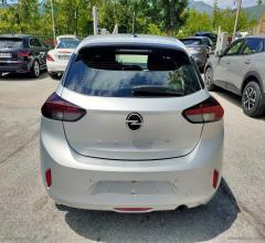 Auto - Opel corsa 1.2 edition