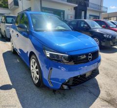 Auto - Opel corsa 1.2 edition