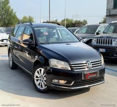 Auto - Volkswagen passat var. 2.0 tdi highline bluem.tech