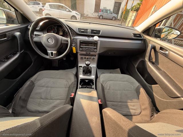Auto - Volkswagen passat var. 2.0 tdi highline bluem.tech