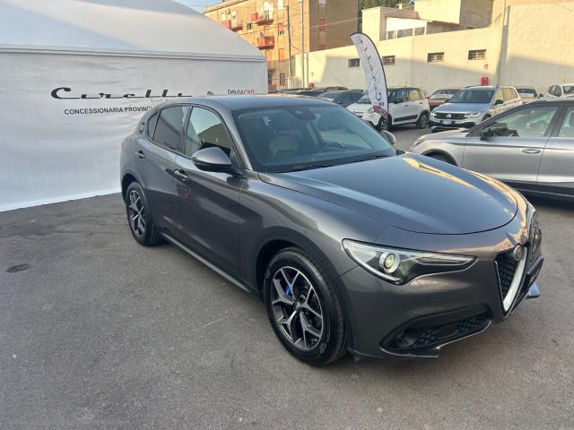 Auto - Alfa romeo stelvio 2.2 t.diesel 180cv at8 rwd exec.