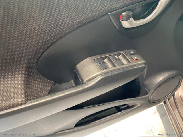 Auto - Honda jazz 1.4 i-vtec si