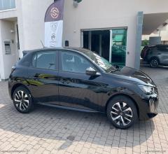 Auto - Peugeot 208 hybrid 100 e-dcs6 style