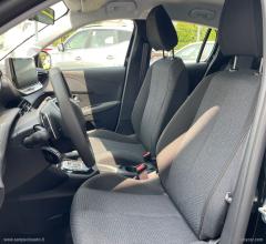Auto - Peugeot 208 hybrid 100 e-dcs6 style