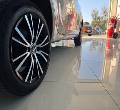 Auto - Lancia ypsilon 0.9 t.air 85cv 5p.met.ec.silver