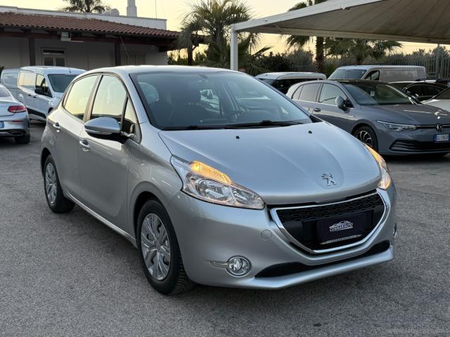 Peugeot 208 1.4 vti 95 cv 5p. gpl allure