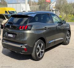 Auto - Peugeot 3008 bluehdi 120 s&s gt line
