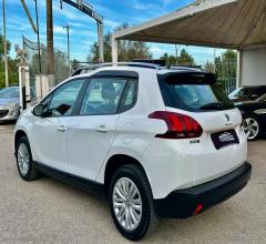 Auto - Peugeot 2008 puretech 82 active