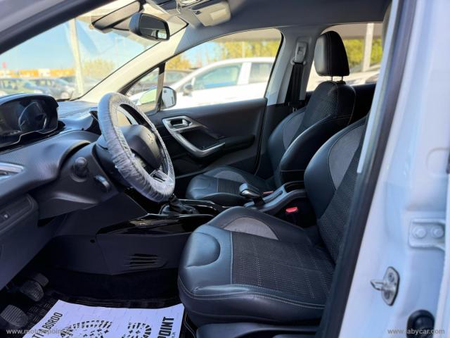 Auto - Peugeot 2008 bluehdi 100 s&s black matt