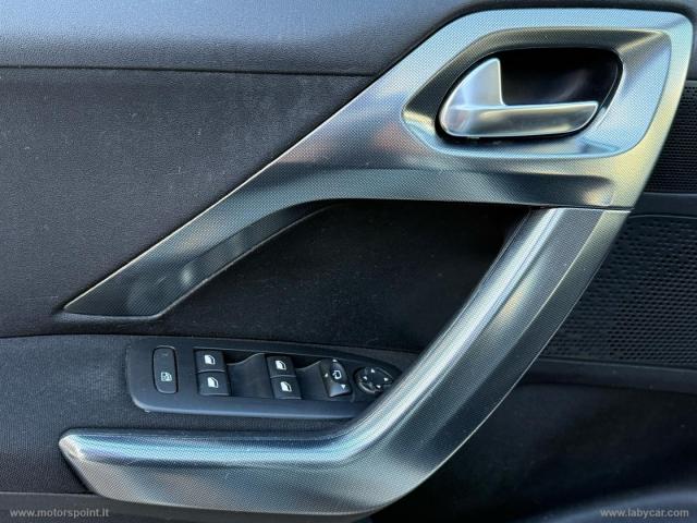 Auto - Peugeot 2008 bluehdi 100 s&s black matt