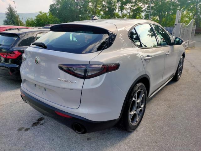 Auto - Alfa romeo stelvio 2.2 t.d. 160cv at8 rwd sprint
