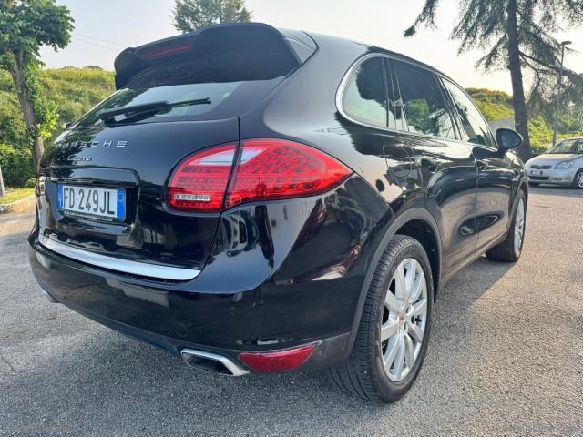 Auto - Porsche cayenne 3.0 diesel