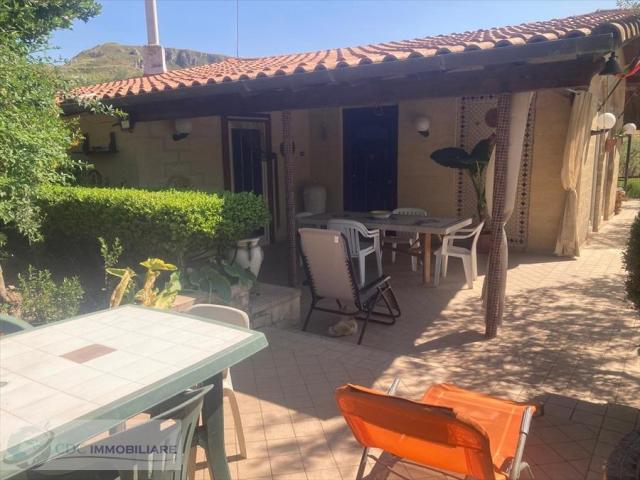 Appartamenti in Vendita - Villa in affitto a lercara friddi contrada passo santuzzo