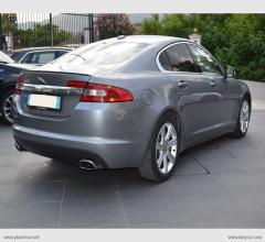 Auto - Jaguar xf 2.7d v6 premium luxury