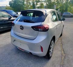 Auto - Opel corsa 1.2 edition