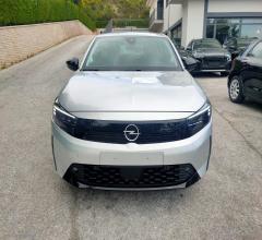 Auto - Opel corsa 1.2 edition