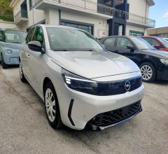 Auto - Opel corsa 1.2 edition