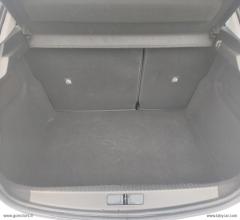 Auto - Opel corsa 1.2 edition