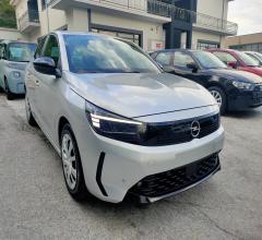 Auto - Opel corsa 1.2 edition