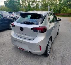 Auto - Opel corsa 1.2 edition