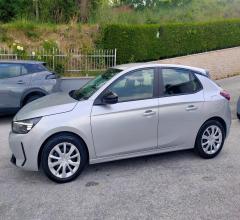 Auto - Opel corsa 1.2 edition