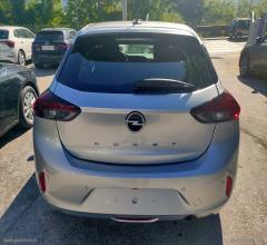 Auto - Opel corsa 1.2 edition