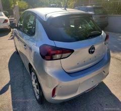 Auto - Opel corsa 1.2 edition