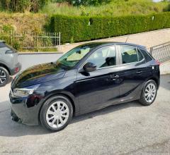 Auto - Opel corsa 1.2 edition