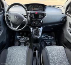 Auto - Lancia ypsilon 1.2 69 cv 5p. gpl ecochic ele.bl