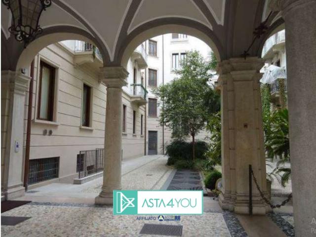 Case - Appartamento all'asta in via san vittore 37, milano (mi)
