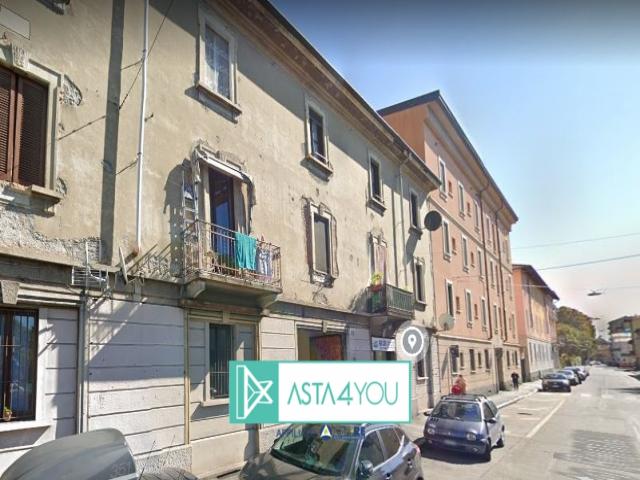 Case - Appartamento all'asta in via quinto romano 52, milano
