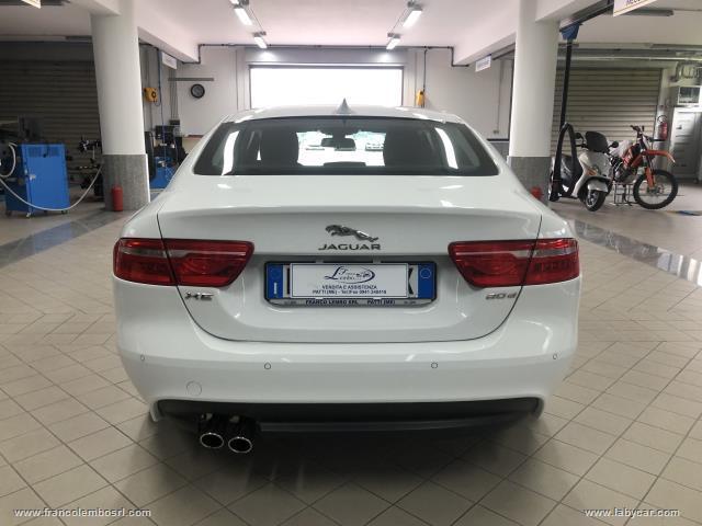 Auto - Jaguar xe 2.0 d turbo 180 cv aut. pure bus. ed.