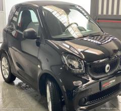 Auto - Smart fortwo 70 1.0 youngster