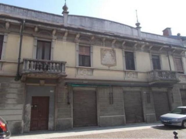 Appartamenti in Vendita - Complesso immobiliare - corso san pietro nn. 30-32-34-40